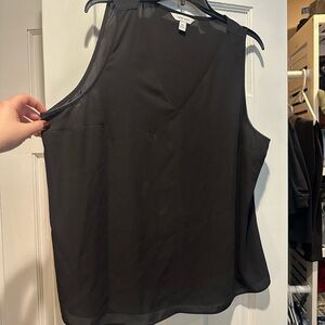 Nine West Black V-Neck Sleeveless Blouse